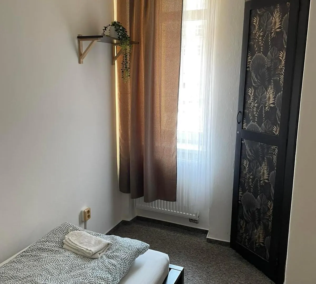 Black Style Rooms Moravske Namesti Brno