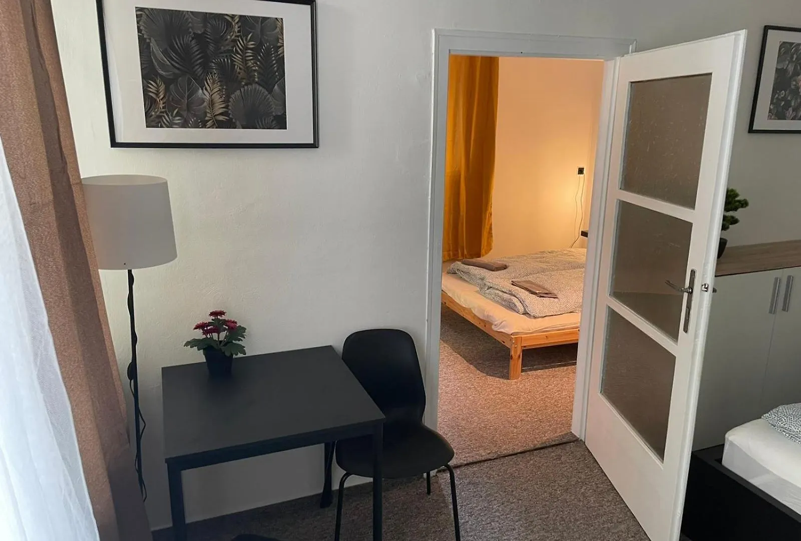 Black Style Rooms Moravske Namesti Brno 0*,  Czech Republic