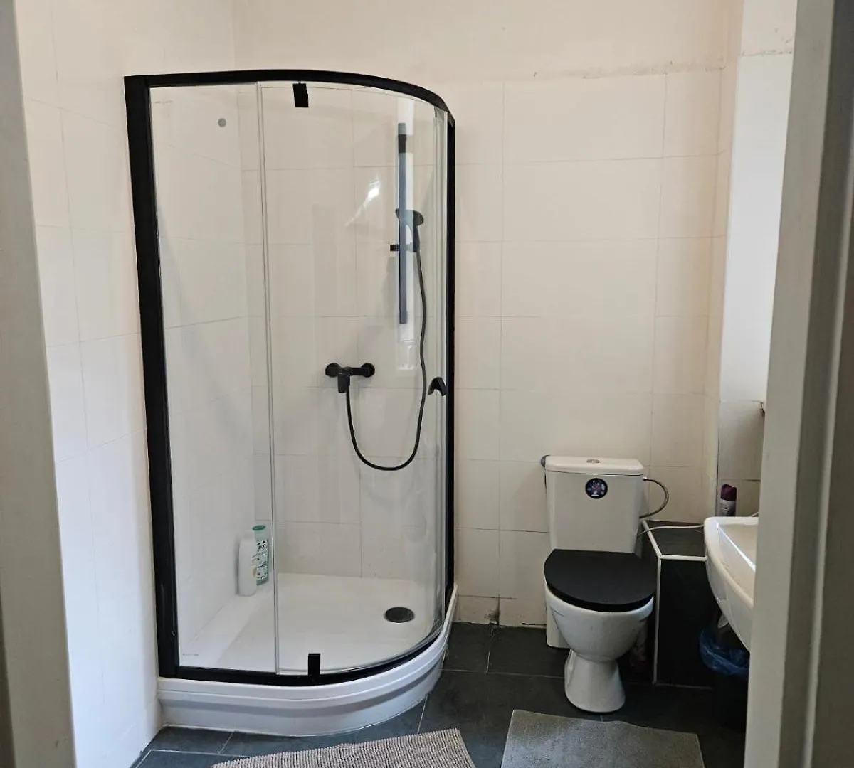 Black Style Rooms Moravske Namesti Brno Hostel
