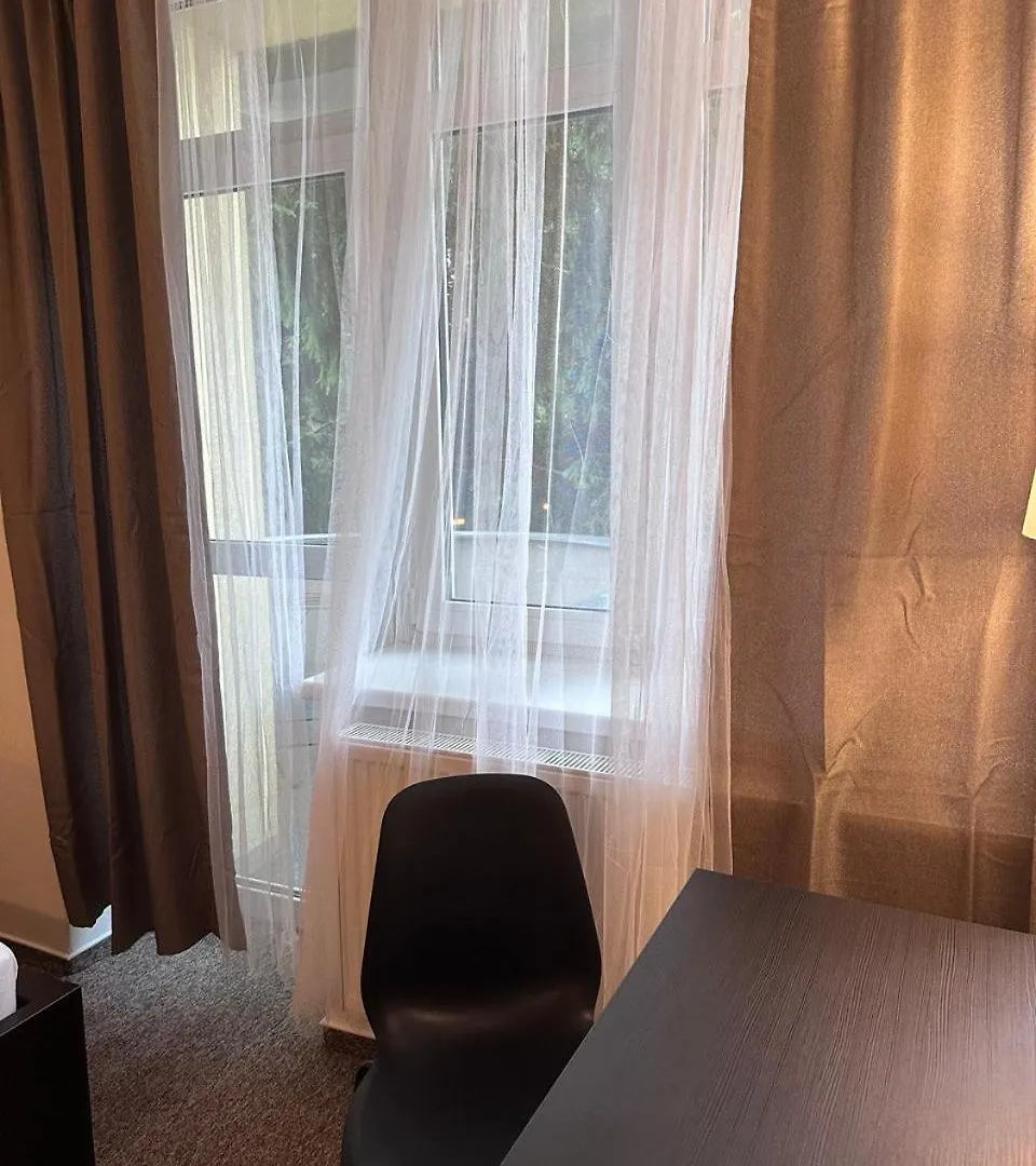 Black Style Rooms Moravske Namesti Brno Hostel